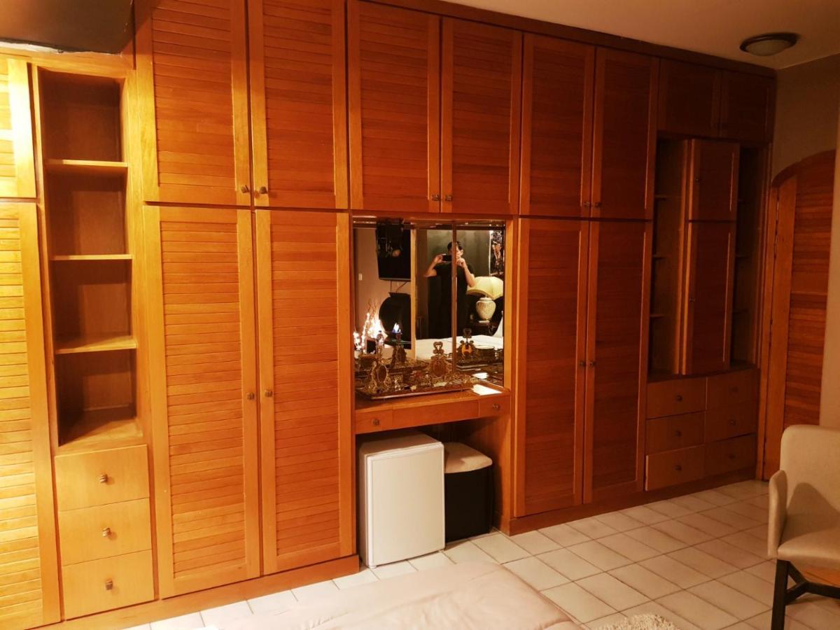 Kouro'S Private Room! Piraeus Buitenkant foto